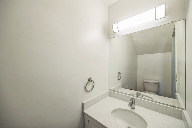 Lakota Pointe Townhomes