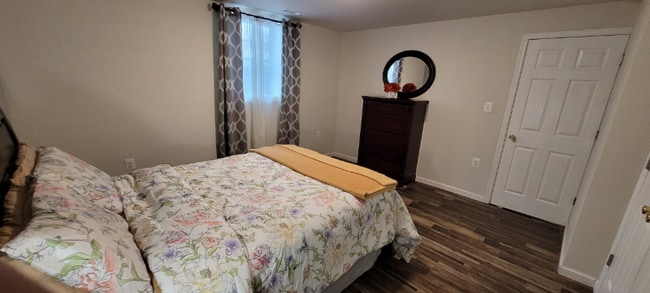 Photo - 1 Masters Dr