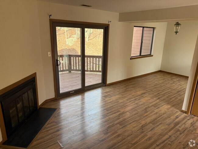 Building Photo - 223 Sterling Ct Rental