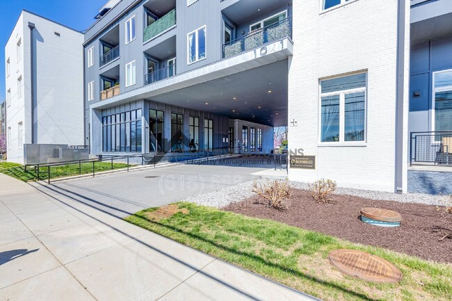 Photo - 1041 E Trinity Ln Unidad 218