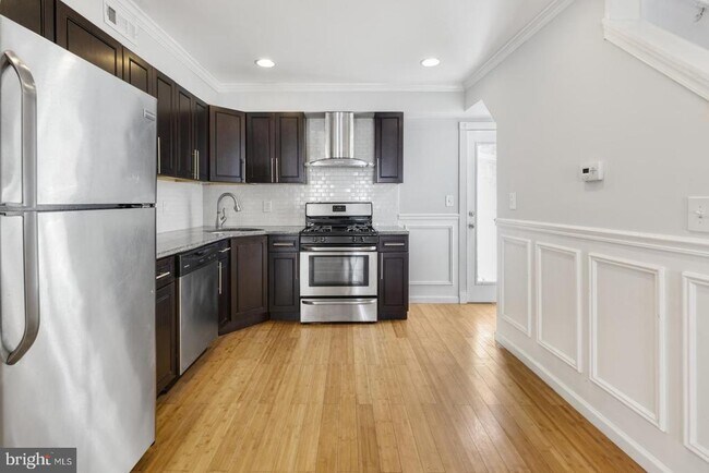 Photo - 2238 Titan St