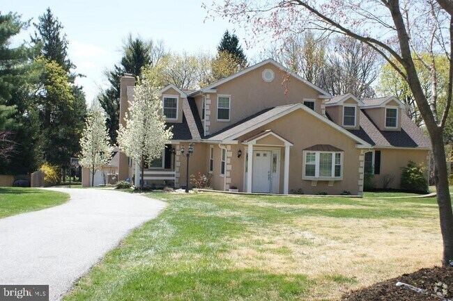 Building Photo - 204 Conestoga Rd Rental