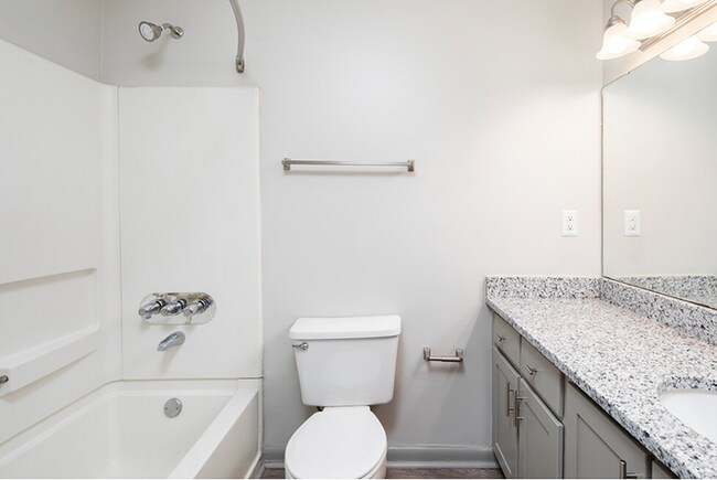 Bliss Newly Renovated-Guest Bath