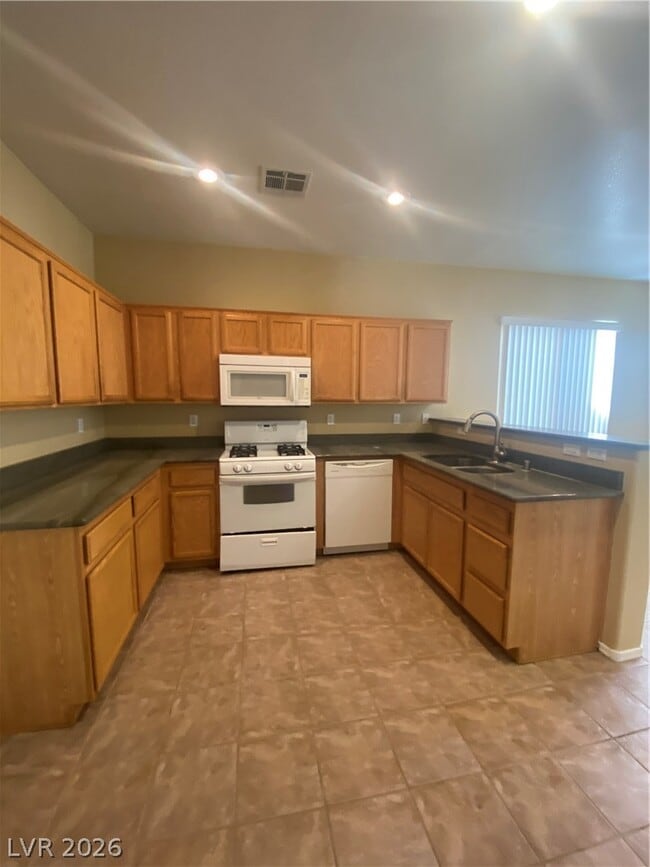 Photo - 6237 Castle Kennedy St