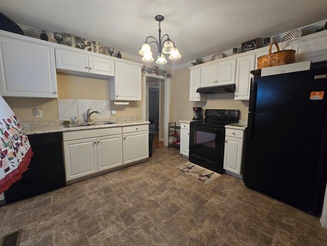 Photo - 2229 Bandler Rd