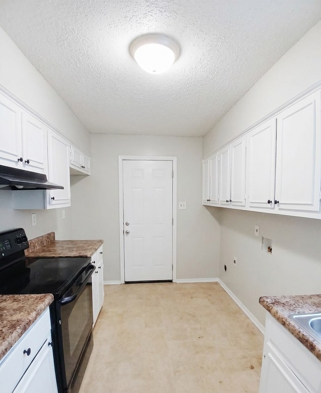 Photo - Move-in Ready! Charming 3 Bdrm - 2 Bath | Freshly Painted & Updated
