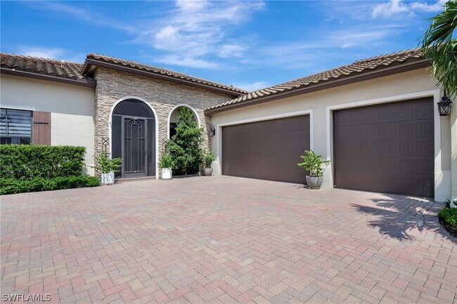 Photo - 4854 Frattina St.