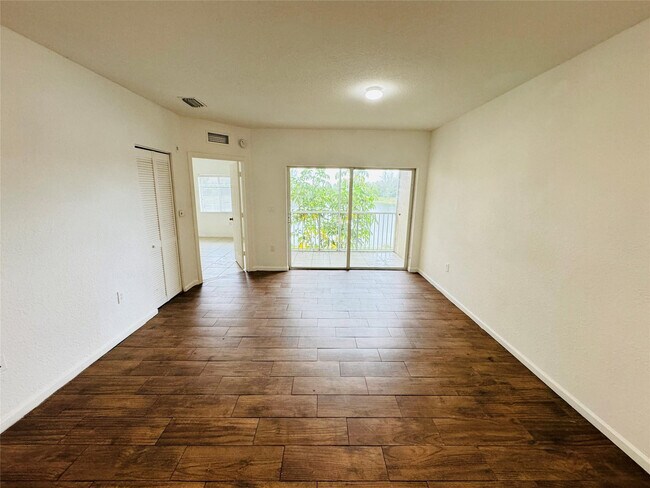 Photo - 1157 Golden Lakes Blvd Unit 622