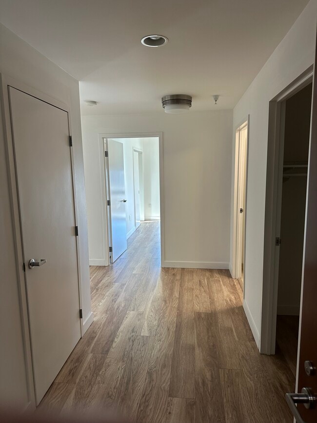 Photo - 175 W St James St Condo Unit 208