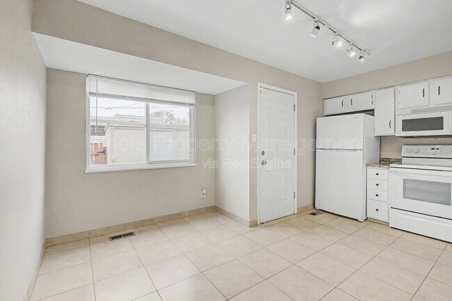 Photo - 8705 Santa Fe Dr