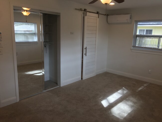 Building Photo - 701 Patricia Ave Rental