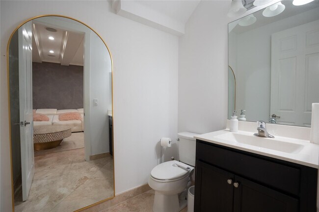 Photo - 4041 Devenshire Ct