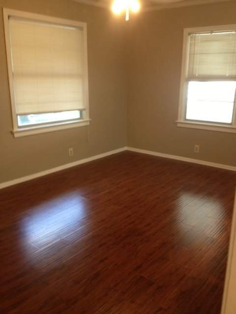 Photo - 207 Clara St