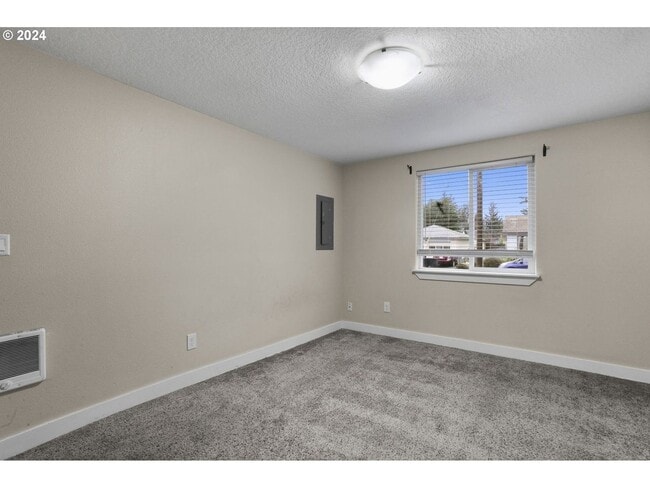 Photo - 3610 SE 141st Ave