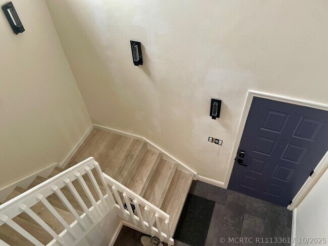 9709 Shadybrook Dr Unit 201