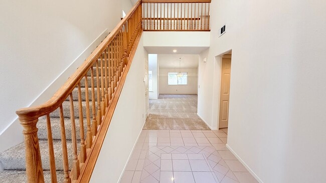 Photo - 1126 Vista Pointe Cir