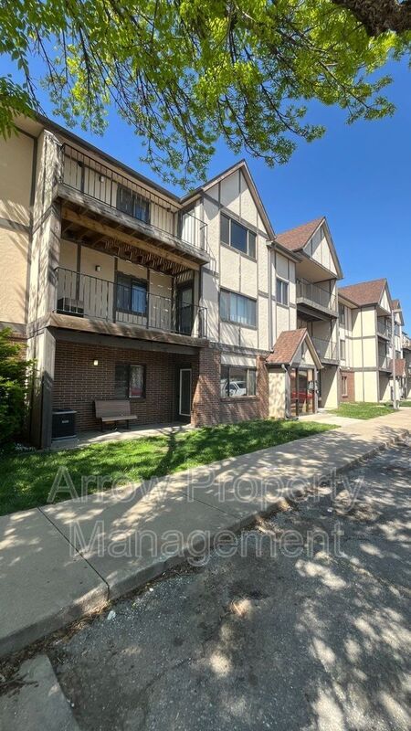 Photo - 2354 N 44th St Condo Unit 21