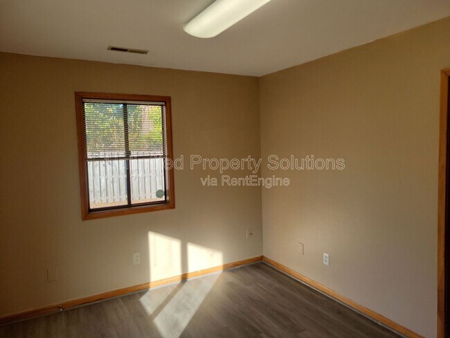 Photo - 108 N Kerr Ave Unit Ste E4