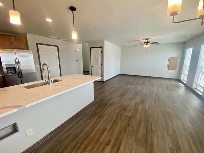 Photo - 134 Samuel Ave