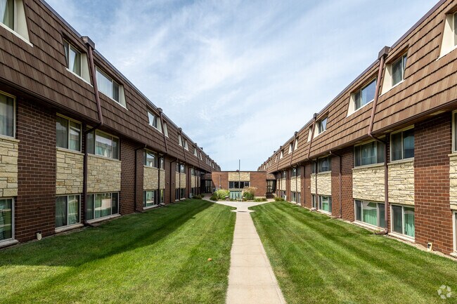 Seville Apts