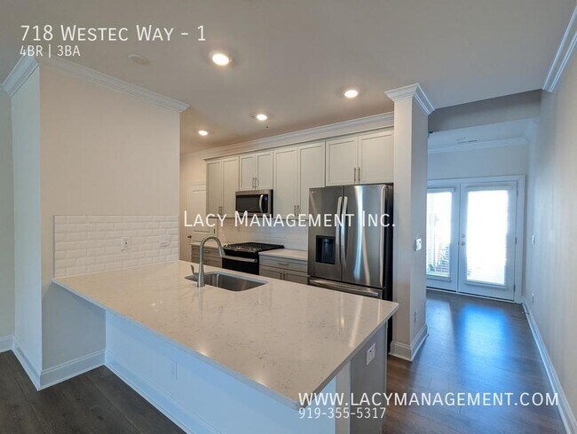 Photo - 718 Westec Wy