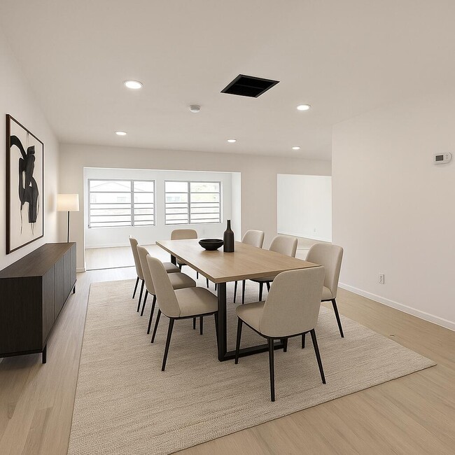 Photo - 210 W 23rd St