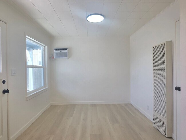 675 Johanna Ave Unit 7