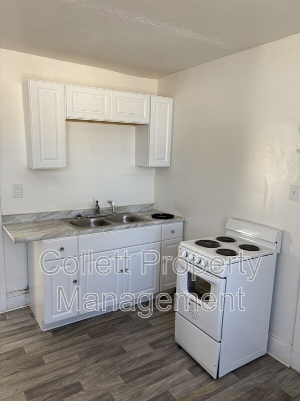 Photo - 3893 W 23rd St