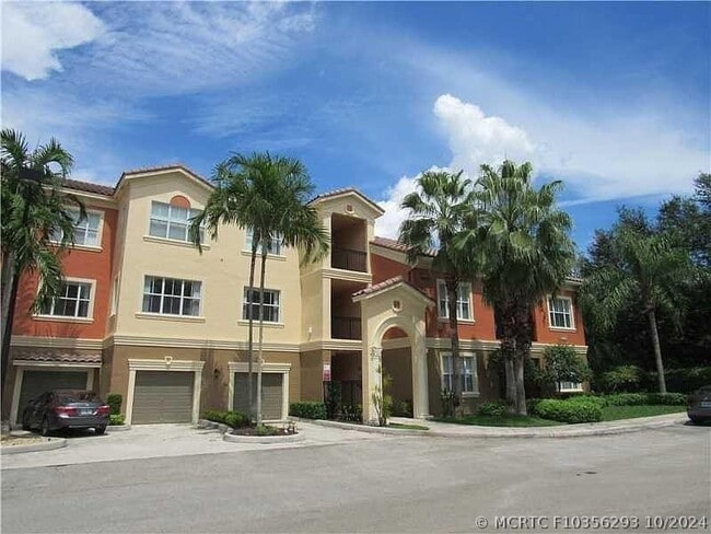 Building Photo - 4508 SW 160th Ave Unit 735