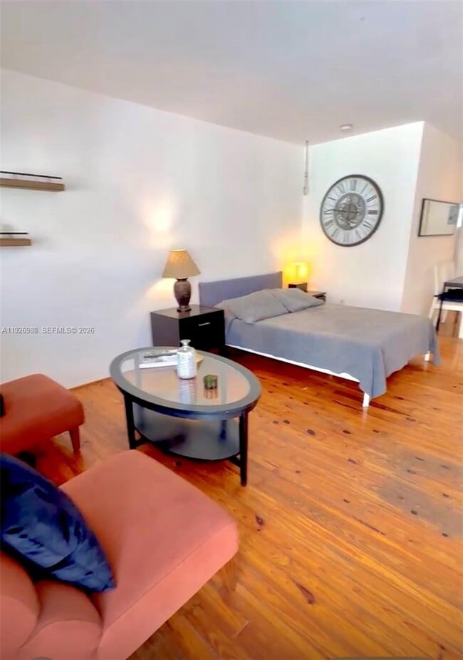 Building Photo - 644 Meridian Ave Unit 10