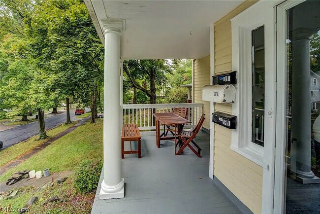 Photo - 2245 Bellfield Ave Unit Apt A