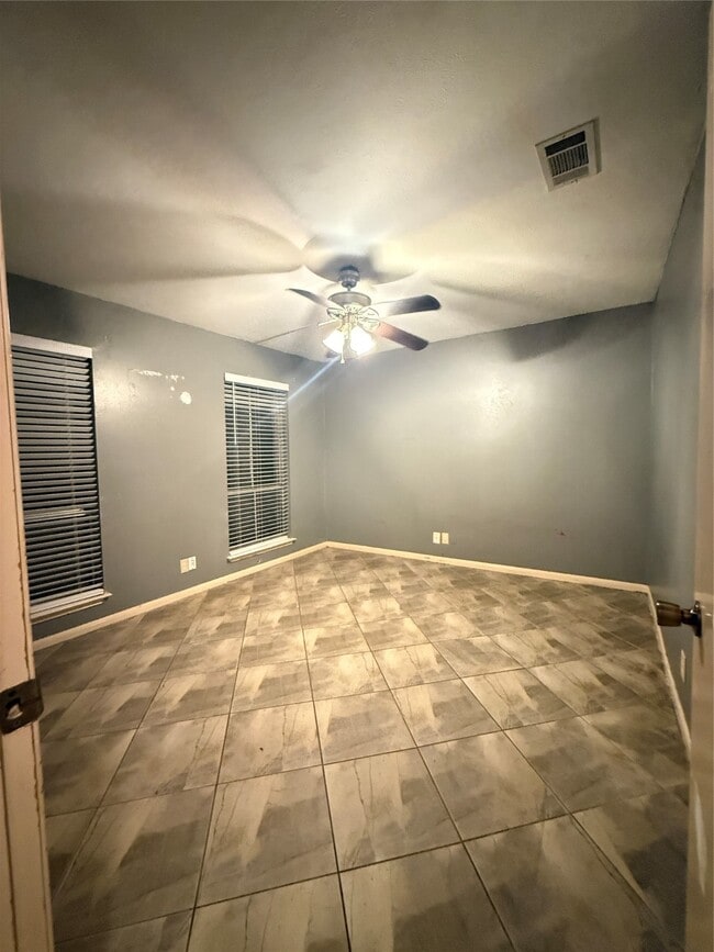 Photo - 15030 Margeson St