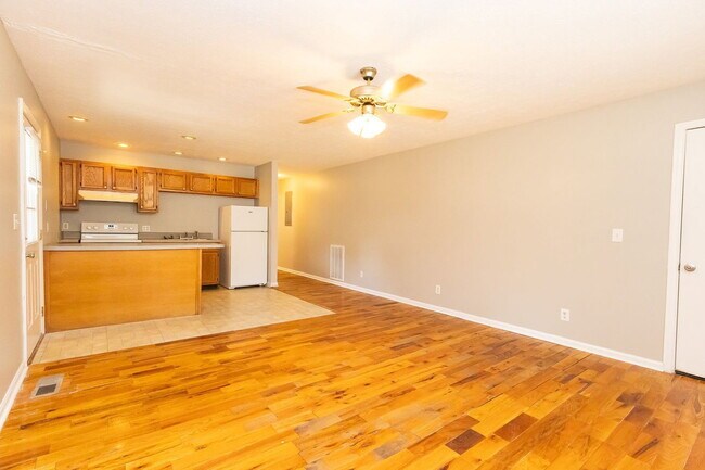 402 Hall St Unit A
