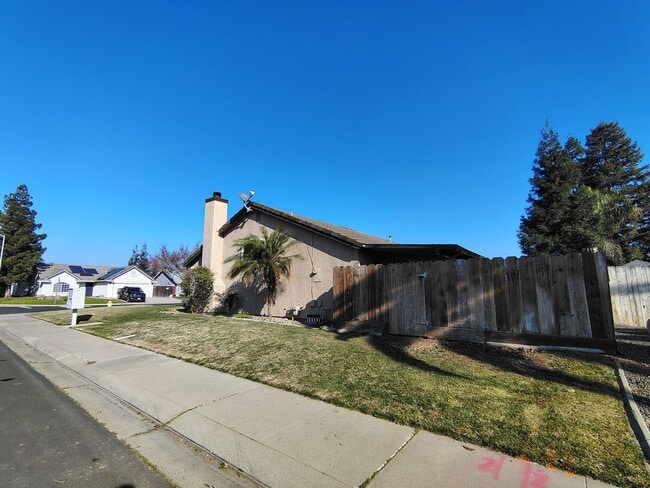 Photo - 2218 Heritage Manor Dr