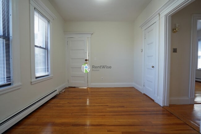 Photo - 72 Gardner St Unit E6