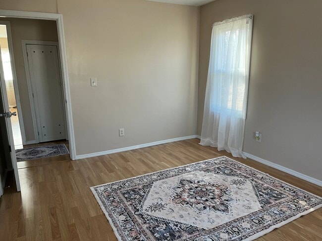 Photo - 4015 NE 19th Cir