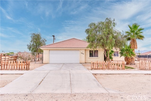 Photo - 1286 Arctic Ave