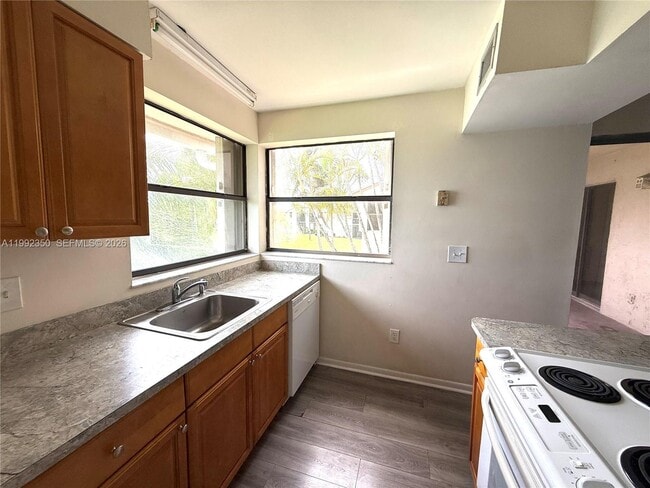 Photo - 800 Independence Dr Unidad 800I