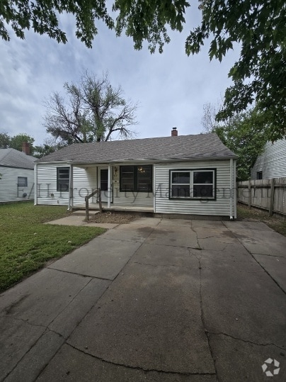 Building Photo - 129 S Mt Carmel St Rental