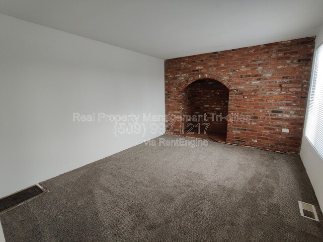 Photo - 729 S Fir St