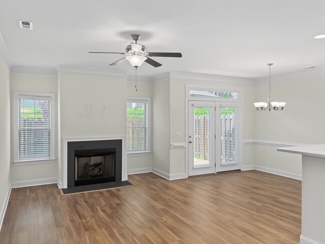 Photo - 1018 Bonanza Ln