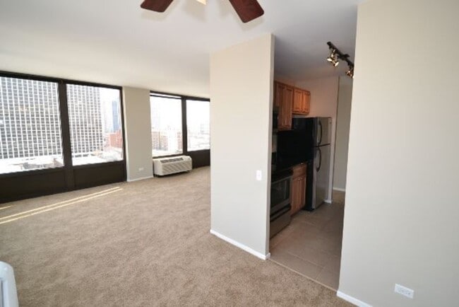 Photo - 4334 N Sheridan Rd Unit M06R