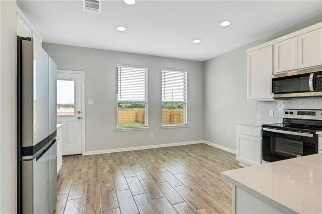 Photo - 129 Wild Wind Trail