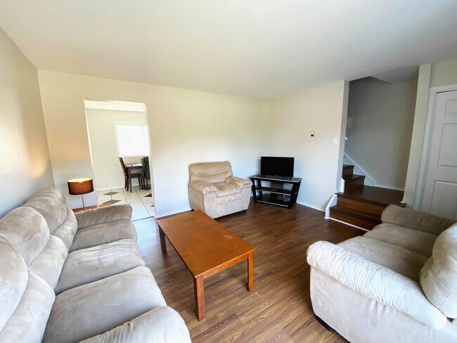 Photo - 24 Little Wedeene St Unit 1