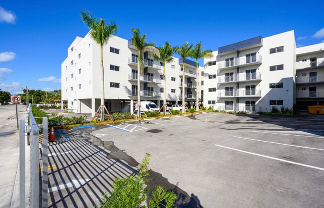 Photo - Prestige Biscayne
