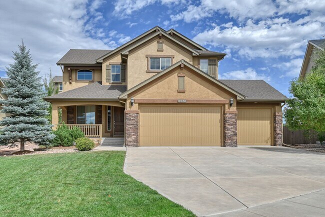 Beautiful 5-bedroom home in Cordera - Beautiful 5-bedroom home in Cordera