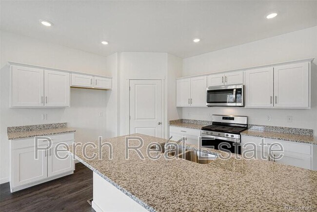 Photo - 9892 Cathay St