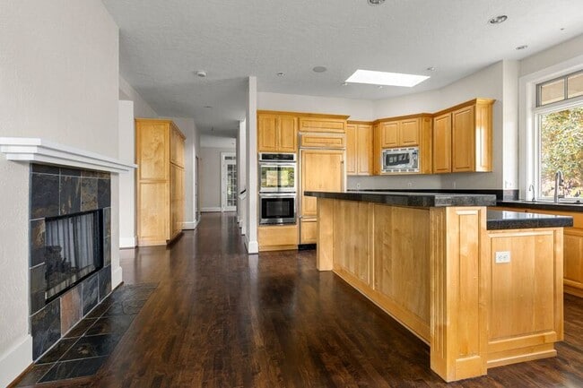 Photo - 16275 NE Eilers Rd