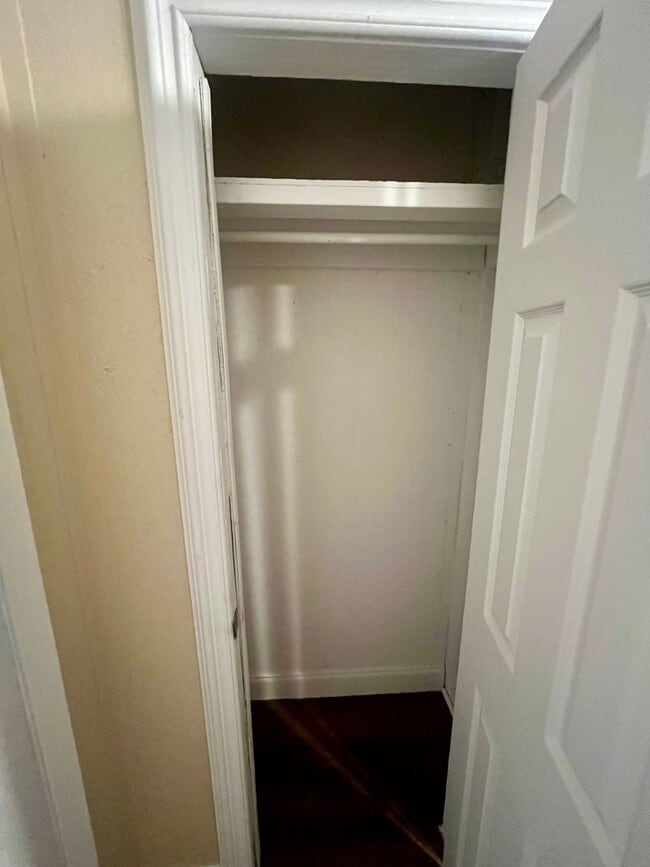 Photo - 3 Bed/1 Bath Home