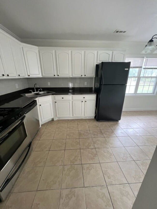Photo - Three Bedroom in Ridgeland